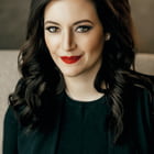 Porträtfoto Ava Harrison