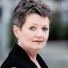 Porträtfoto von Kathrin Groß-Striffler