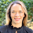 Porträtfoto Tessa Bailey