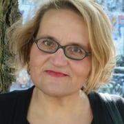 Porträtfoto von Doris Riedl