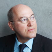 Porträtfoto Gregor Gysi
