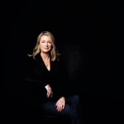 Porträtfoto Kristin Hannah