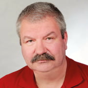 Porträtfoto von Mick Schulz