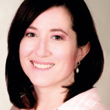 Dr. Claudia Beinert, Autorin, Porträt
