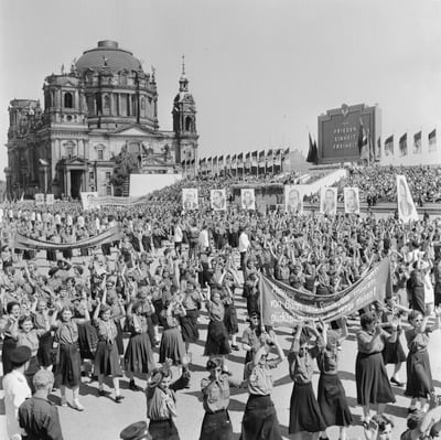 Kundgebung auf dem heutigen Schlossplatz