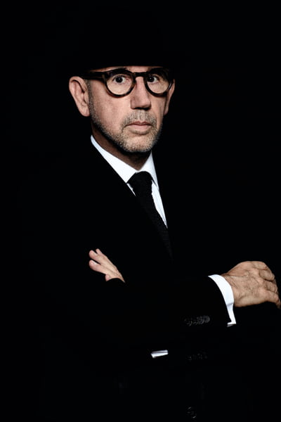 Porträtfoto José Alvarez