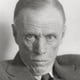 Porträtfoto Lewis Sinclair